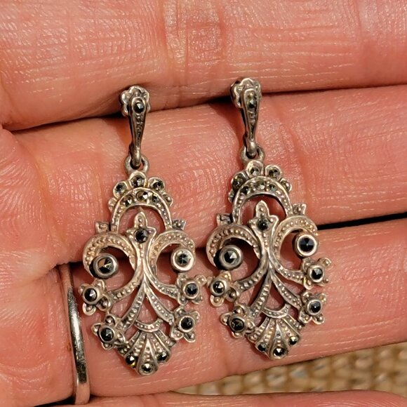 Vintage 925 sterling silver Art Deco ornate marcasite adorned unique earrings - Picture 8 of 16